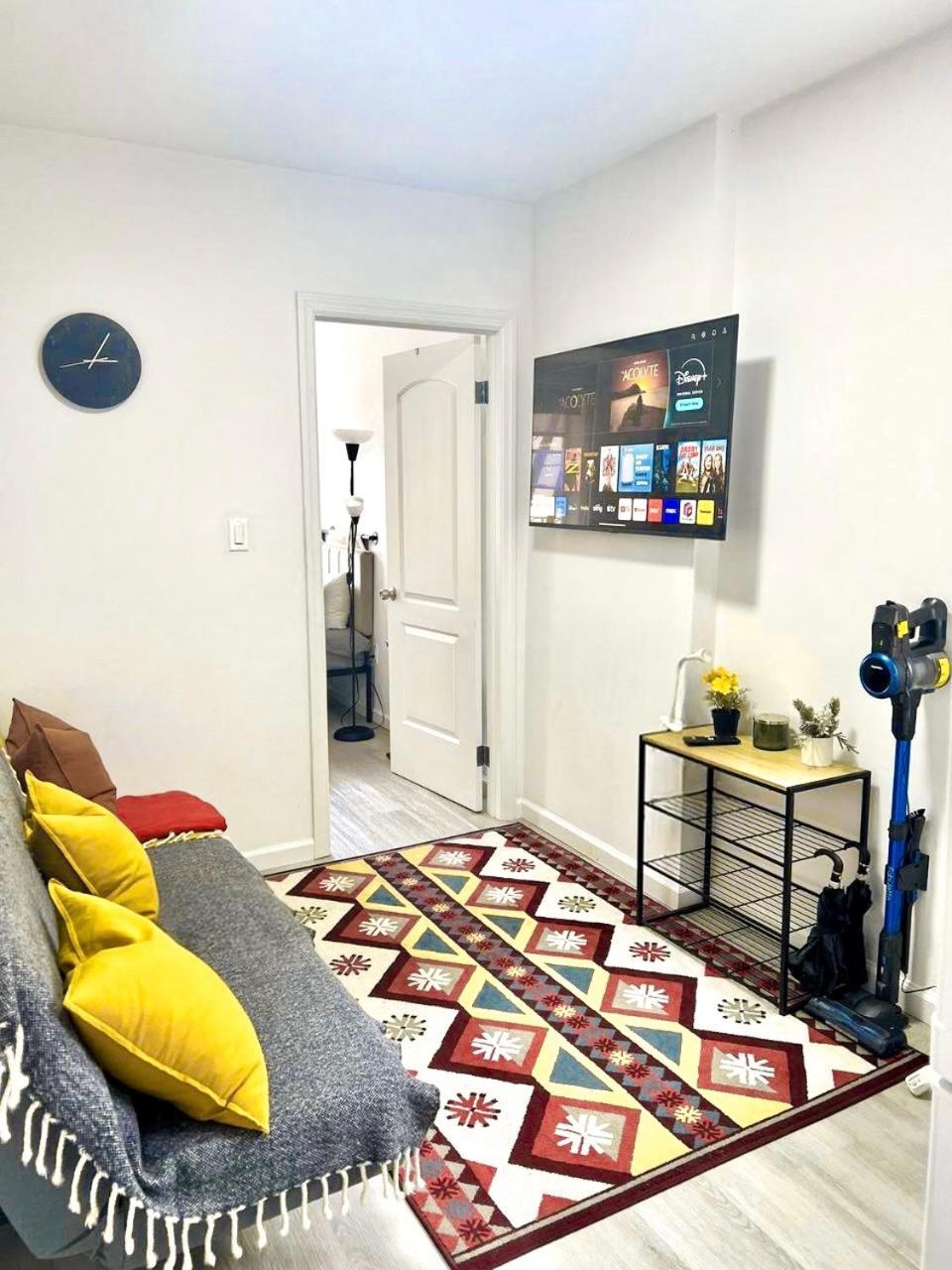 Homelike Suites In The Heart Of China Town 뉴욕 외부 사진